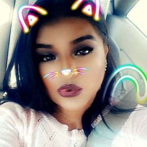 Meet your Posher, Macy